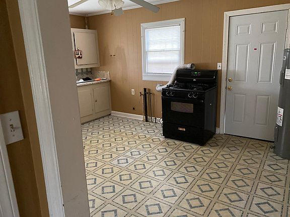 2nd image of 1809 5th St S