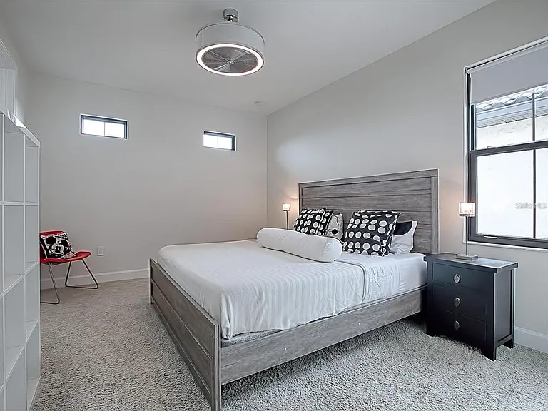 7661 Toscana Blvd — Photo 25