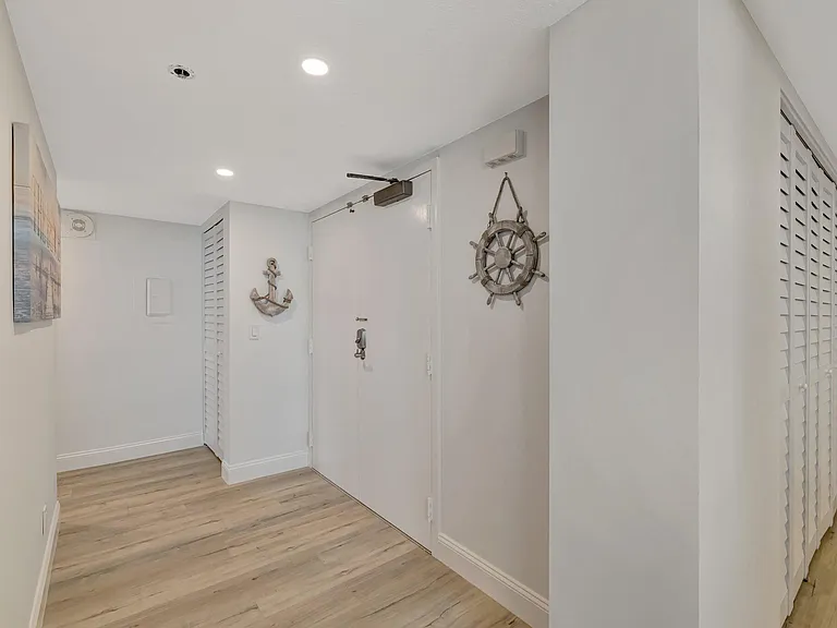 3100 N Highway A1A #1102 — Photo 27