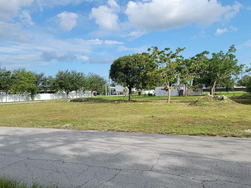 2nd image of 0 SW 220th St