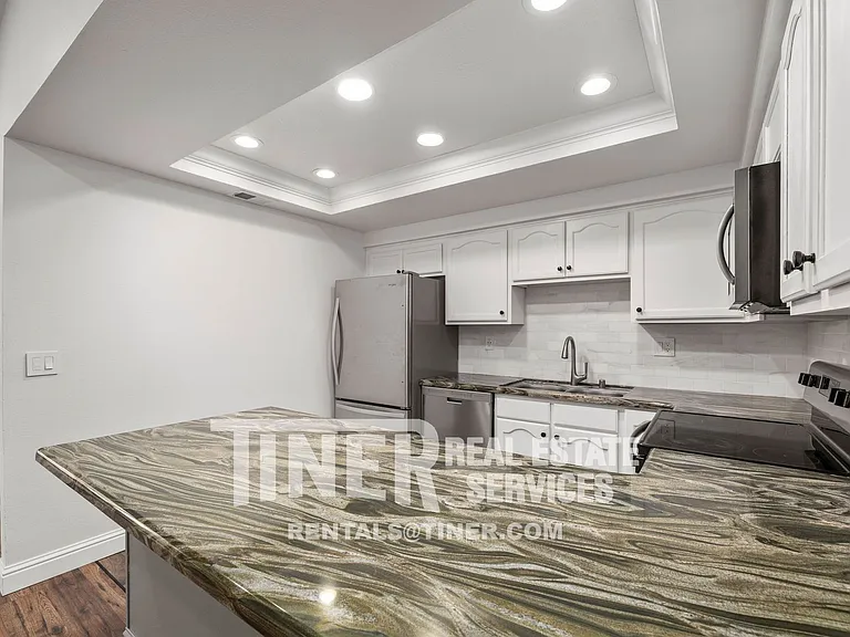 7586 Waterwillow Dr — Photo 12