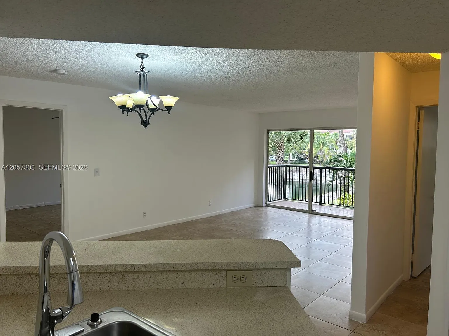 Edgewater Condo — Photo 3