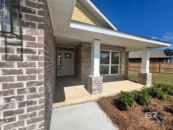 8852 Serama Dr, Foley, AL 36535