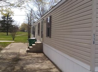 110 Echo Lake East Dr, Mooresville, IN 46158