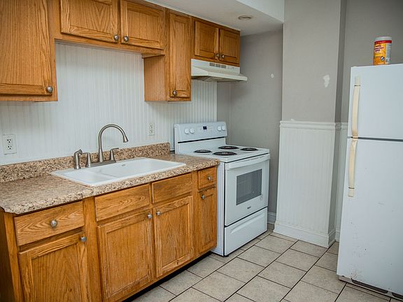 5th image of 2103 W Cary St #162C1775