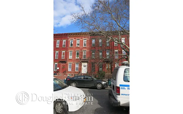 Rented by Douglas Elliman | media 13