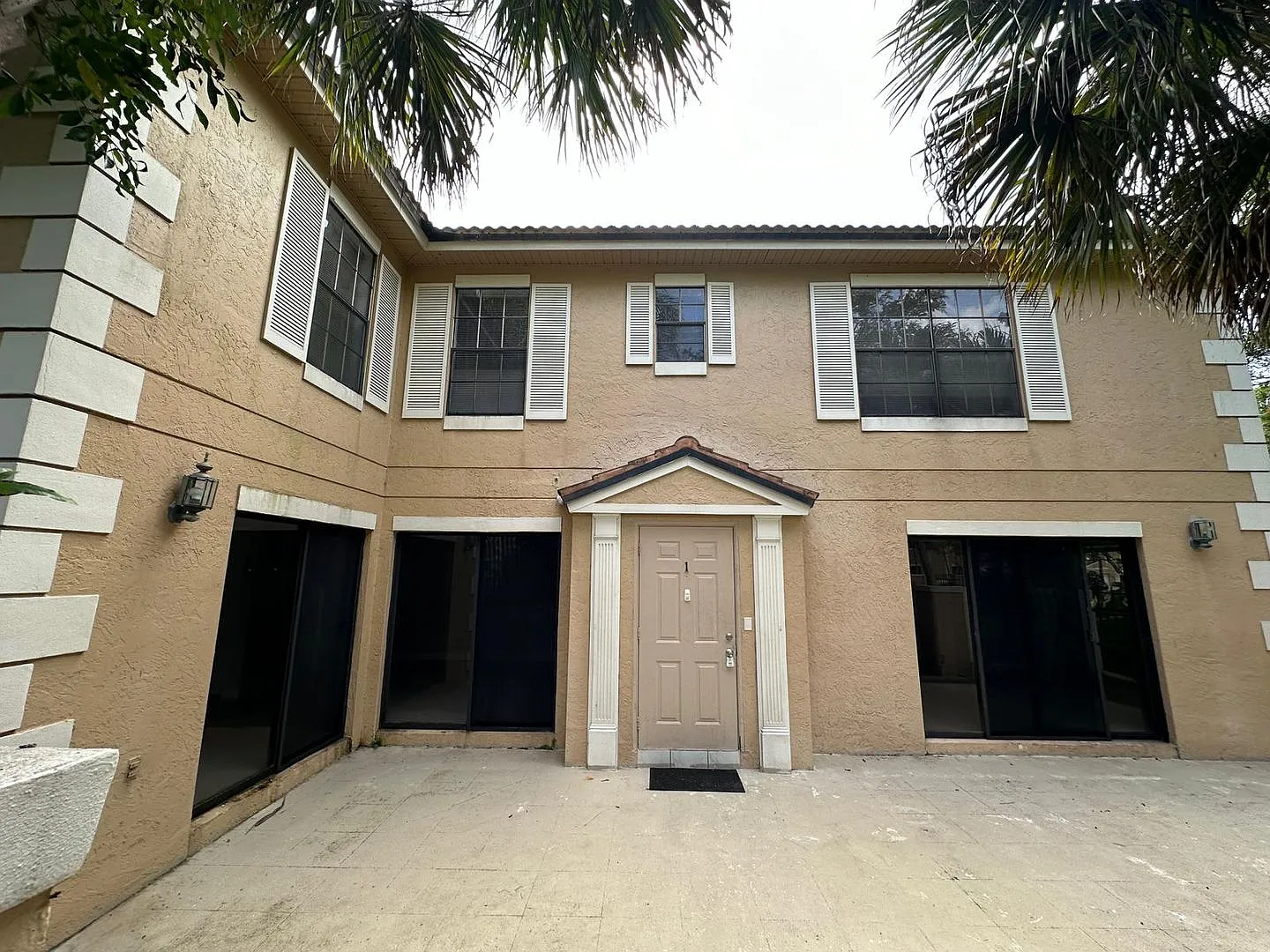 PGA National Beautiful 2 Bedroom 3 Bath Corner Townhouse — Photo 3