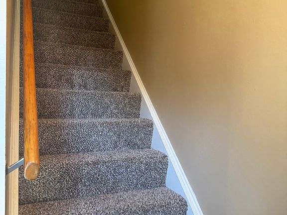 3rd image of 152 Jenness Ln APT B