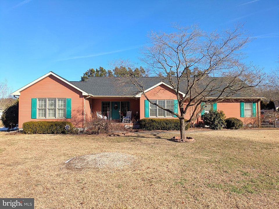 1st image of 25672 Brookside Dr