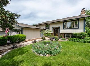 25 Cremin Dr, Lake Villa, IL