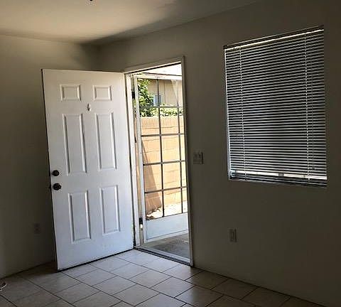 3rd image of 5137 Tyler Ave