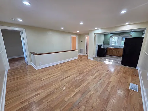 530 Broad St #1 Photo 1