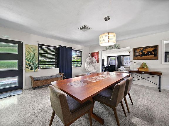 5th image of 2479 NE Marian Street
