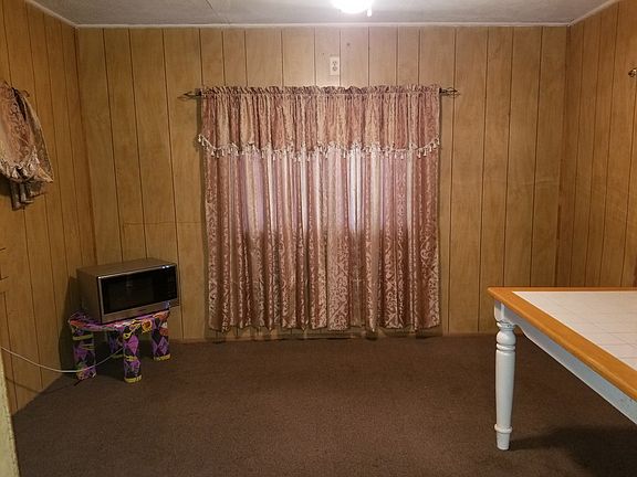 4th image of 914 Yucca Ave