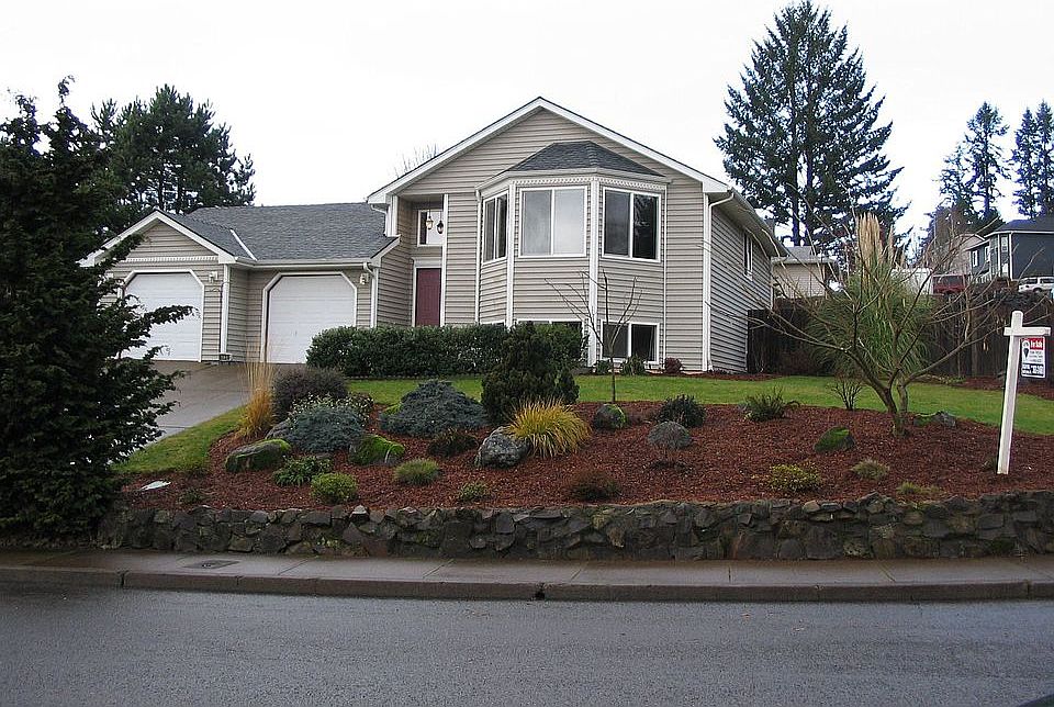 1st image of 1725 Kamela Dr S