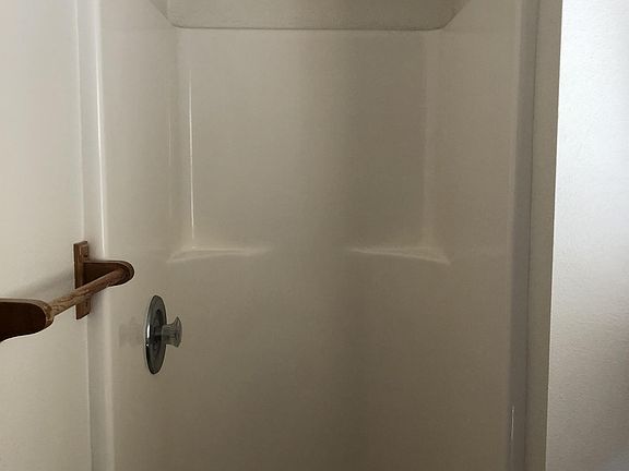 5th image of 150 Gena Cir #1