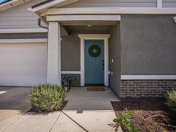 2nd image of 1048 Stonebridge Avenue