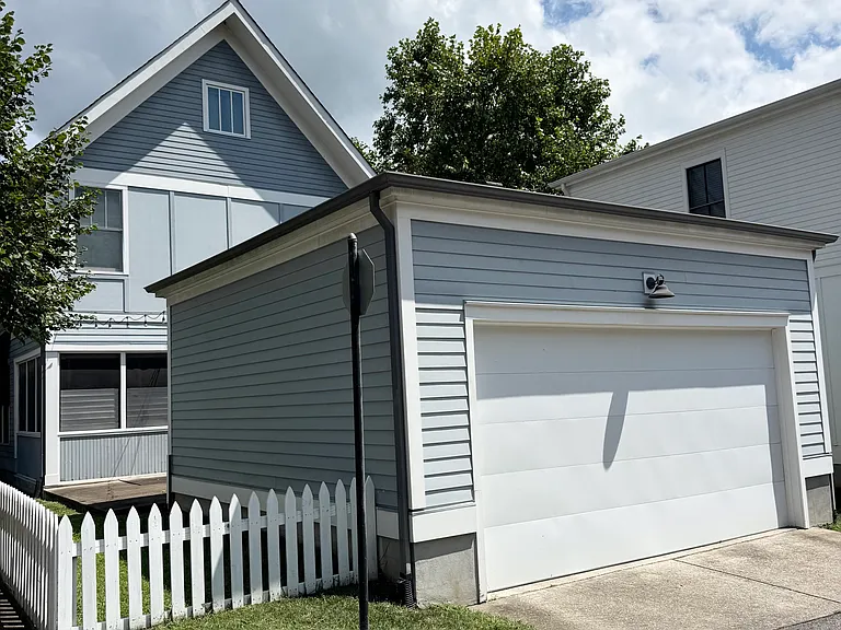 116 Jamison Station Ln — Photo 2