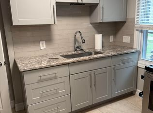 1605 E 4th St, Royal Oak, MI 48067