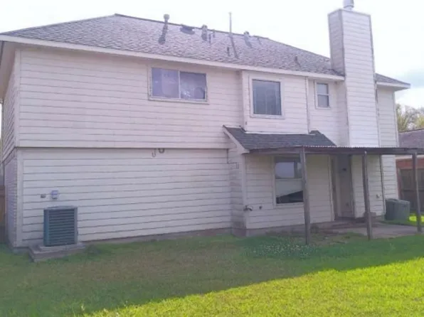 313 Highland St, Texas City, TX 77591