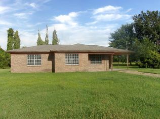 1713 S Chrisman Ave, Cleveland, MS 38732
