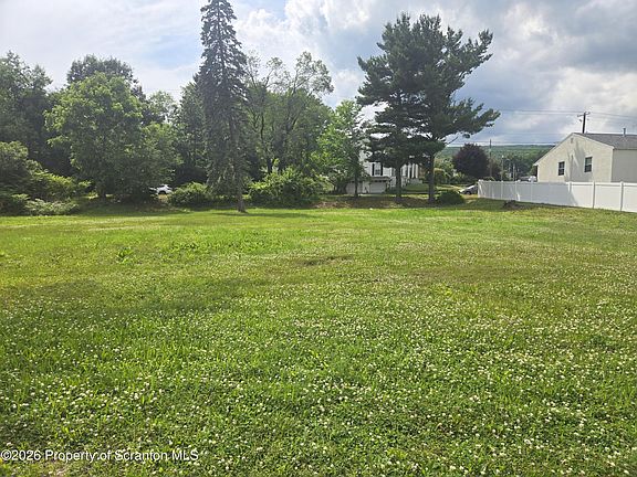 4th image of 307 Keyser Ave
