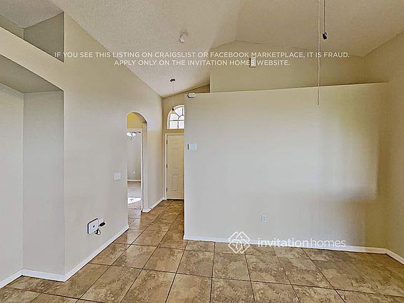 3rd image of 1403 Belvoir Dr