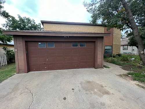 6133 37th St Photo 1