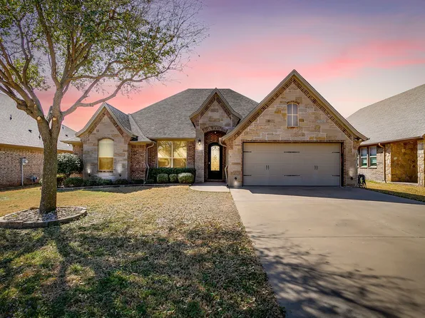 3303 Ferry Boat Ln, Granbury, TX 76049