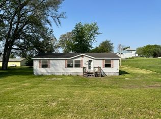 106 S Maple St, Gilman, IA 50106