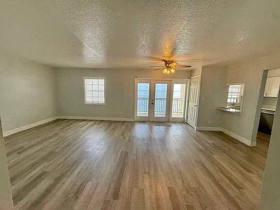 4th image of 4730 Coquina Key Dr SE #1-C