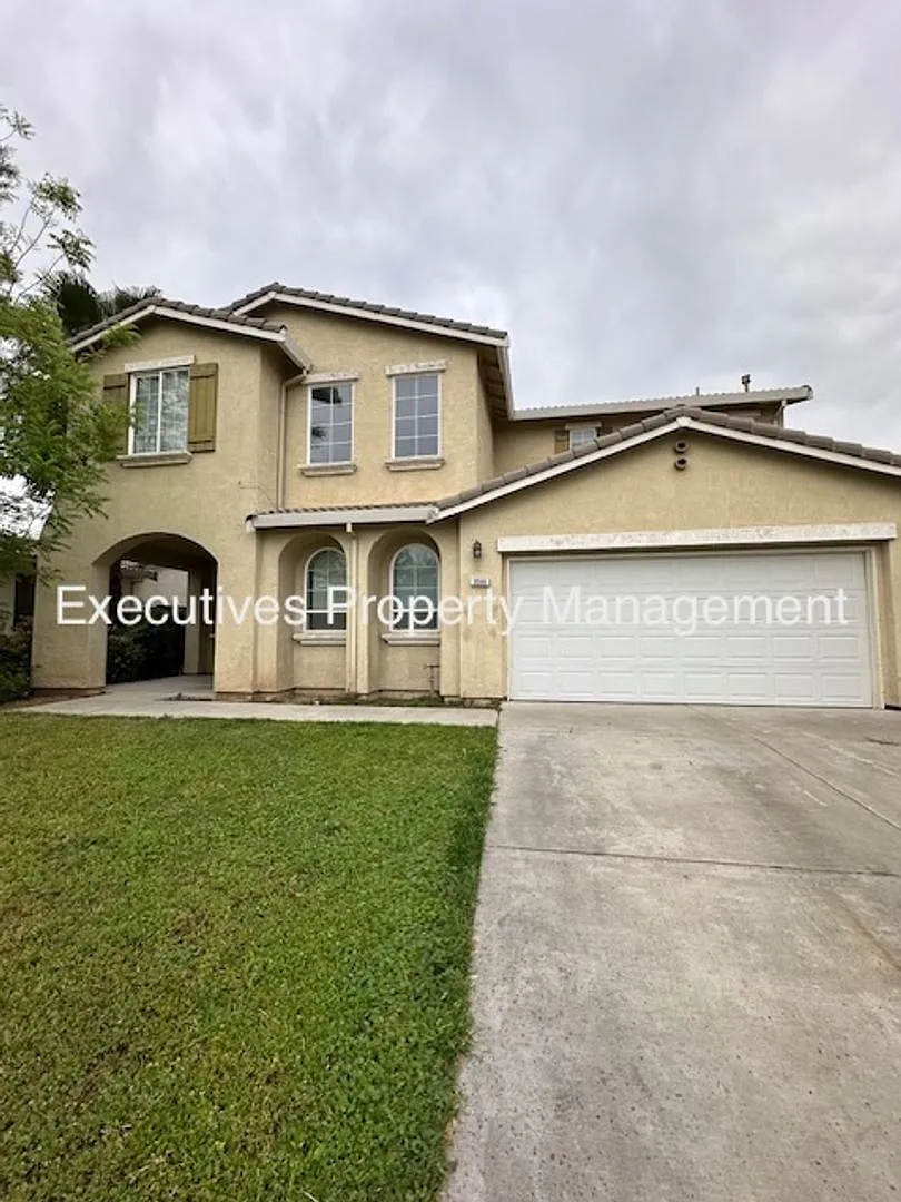 3566 Santa Maria Ave photo 1