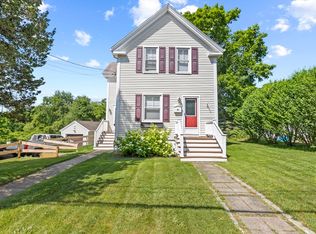 85 Gibbs Ave, Wareham, MA 02571