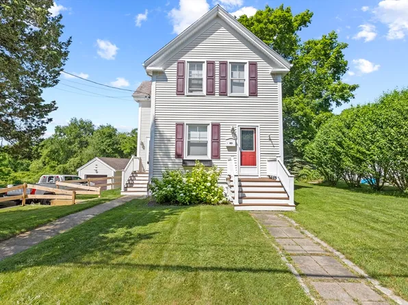 85 Gibbs Ave, Wareham, MA 02571