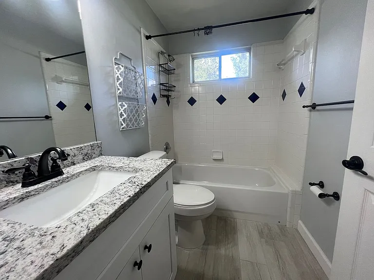6202 SW 86th Way — Photo 9