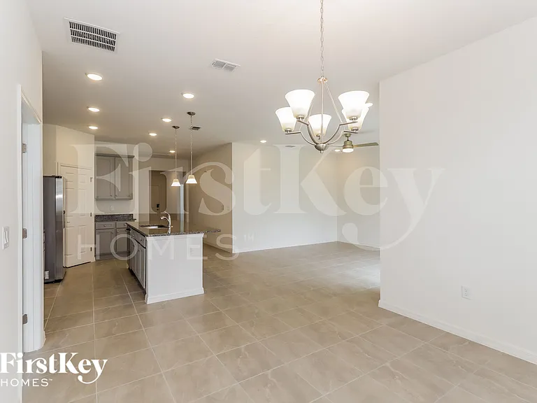 125 Windsor Reserve Dr — Photo 5