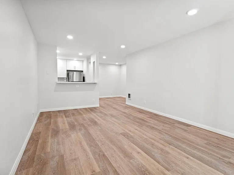 10376 Almayo Ave — Photo 53