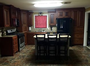 405 Kathy Dr, Rayne, LA 70578