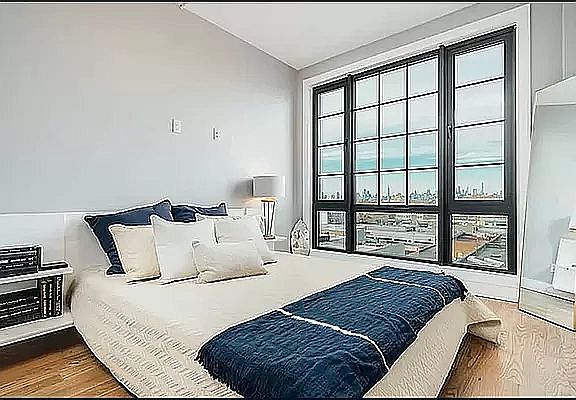 5th image of 115 Stanwix St #7616