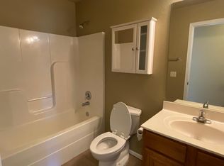 3026 S B St, Rogers, AR 72758