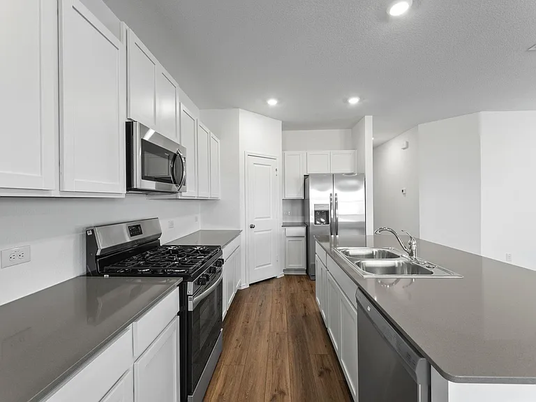 271 Alamito Ave — Photo 9