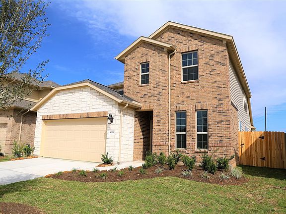 4th image of 8139 Fairfield Manor Way