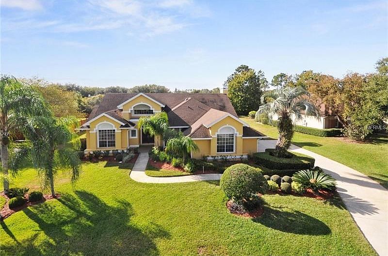 Large greenbelt lot