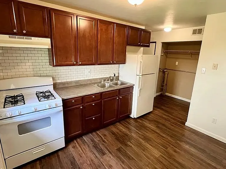 3914 Wright Ave #3914 — Photo 8