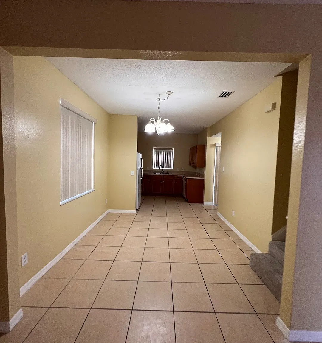 3 bed, 2.5 bath, 1500 sqft, $1,575 — Photo 4