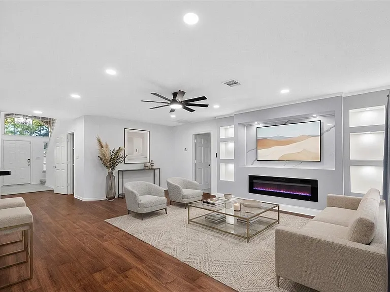 15807 Sonoma Park Dr — Photo 4
