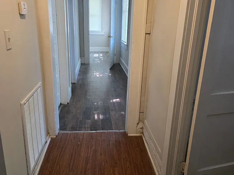 406 Park Ave — Photo 10