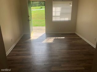 300 Spring St APT 7, Dickson, TN 37055