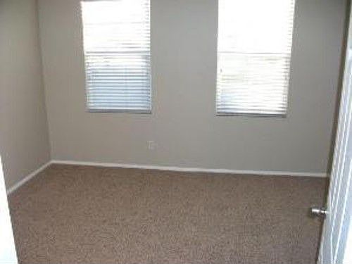 4th image of 13163 Acacia Ave