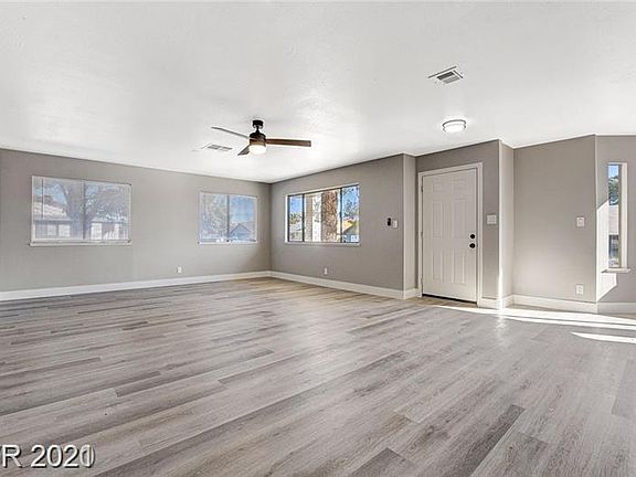 4th image of 3609 Roseglen Ct